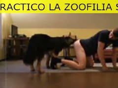 [Dog Knot Penetration] A Brazilian man fucks his black dog in order to cheat on his partner.